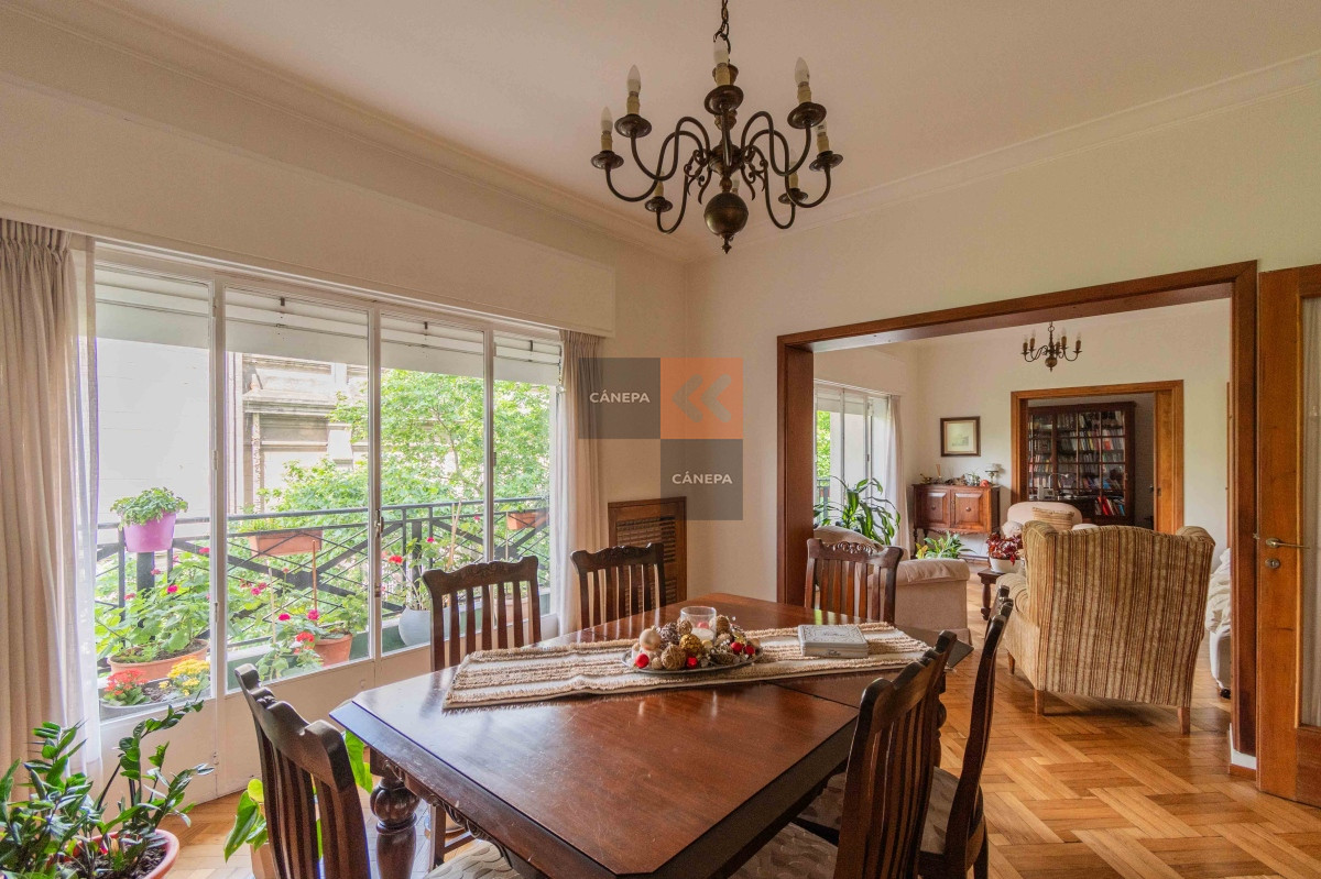 Centro Montevideo - GoPunta - Portal Inmobiliario de Punta del Este - Maldonado