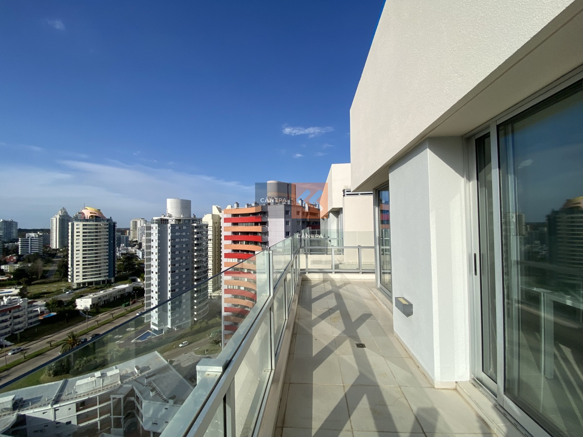 Pent-house de 3 dormitorios en venta