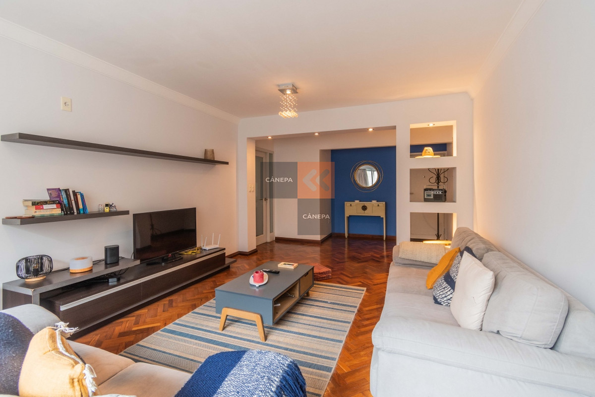 Centro Montevideo - GoPunta - Portal Inmobiliario de Punta del Este - Maldonado