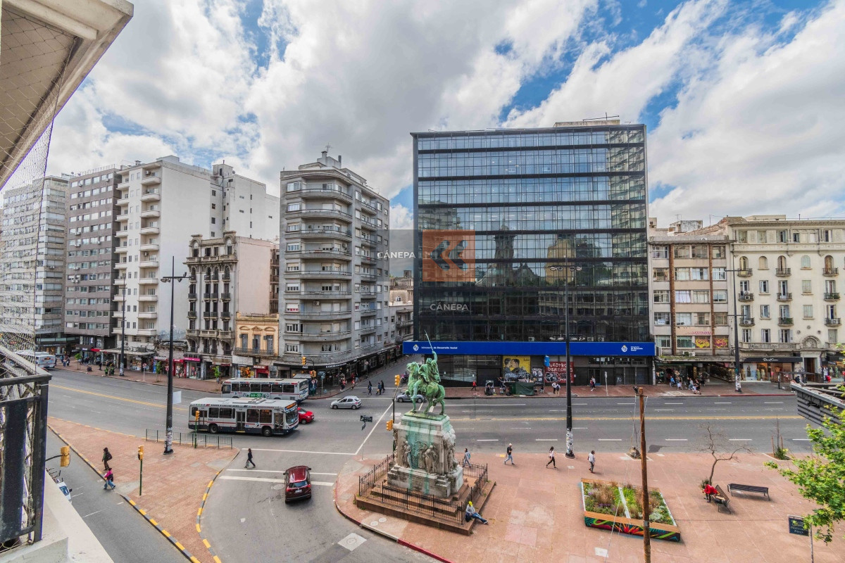Centro Montevideo - GoPunta - Portal Inmobiliario de Punta del Este - Maldonado