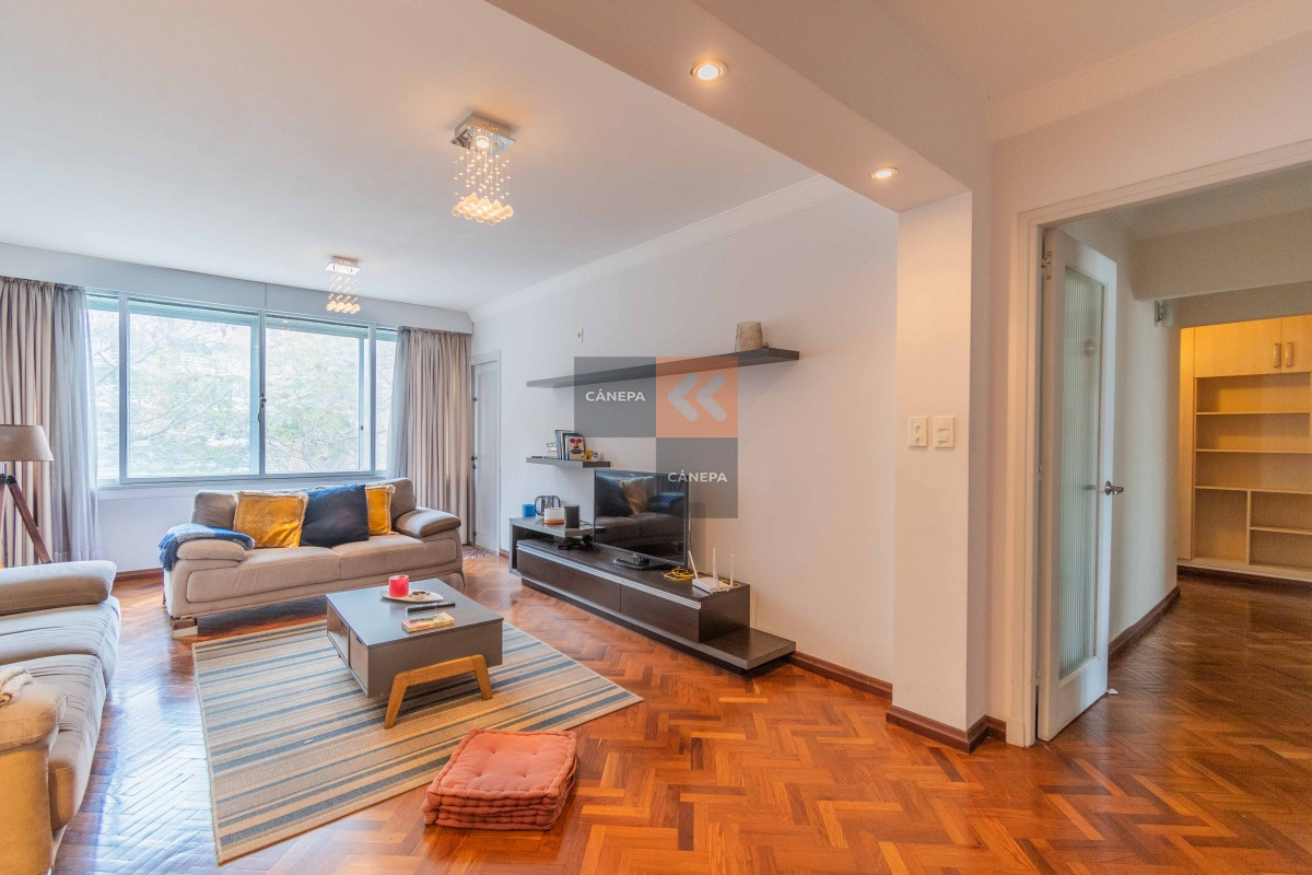 Centro Montevideo - GoPunta - Portal Inmobiliario de Punta del Este - Maldonado