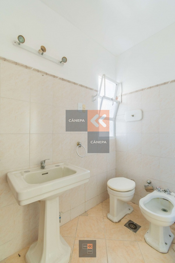 Centro Montevideo - GoPunta - Portal Inmobiliario de Punta del Este - Maldonado