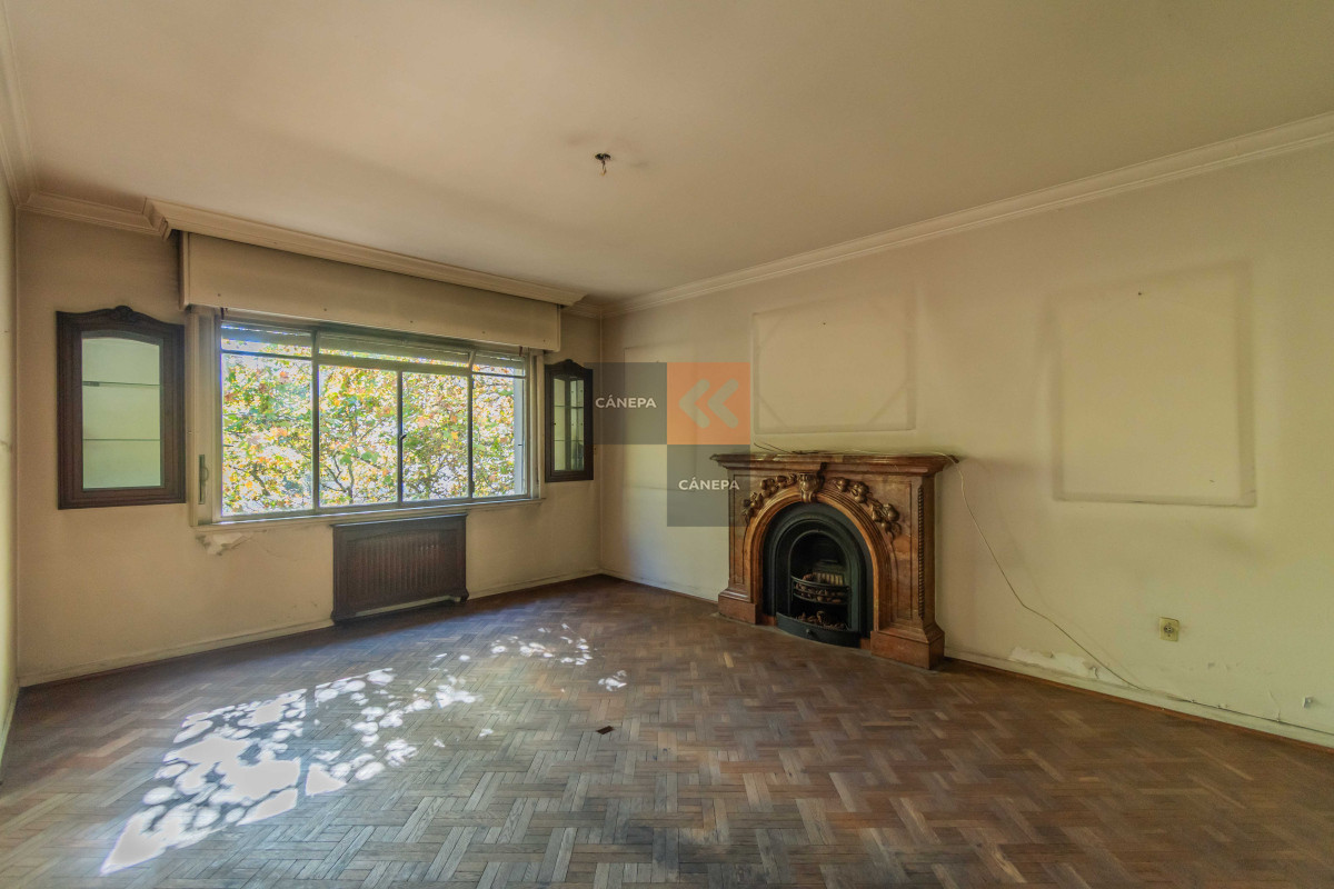 Centro Montevideo - GoPunta - Portal Inmobiliario de Punta del Este - Maldonado