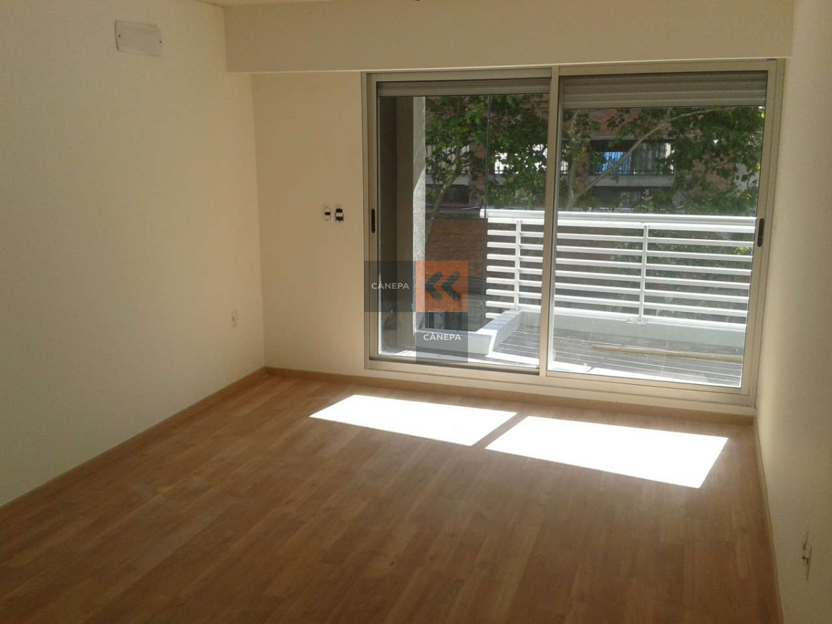 Centro Montevideo - GoPunta - Portal Inmobiliario de Punta del Este - Maldonado