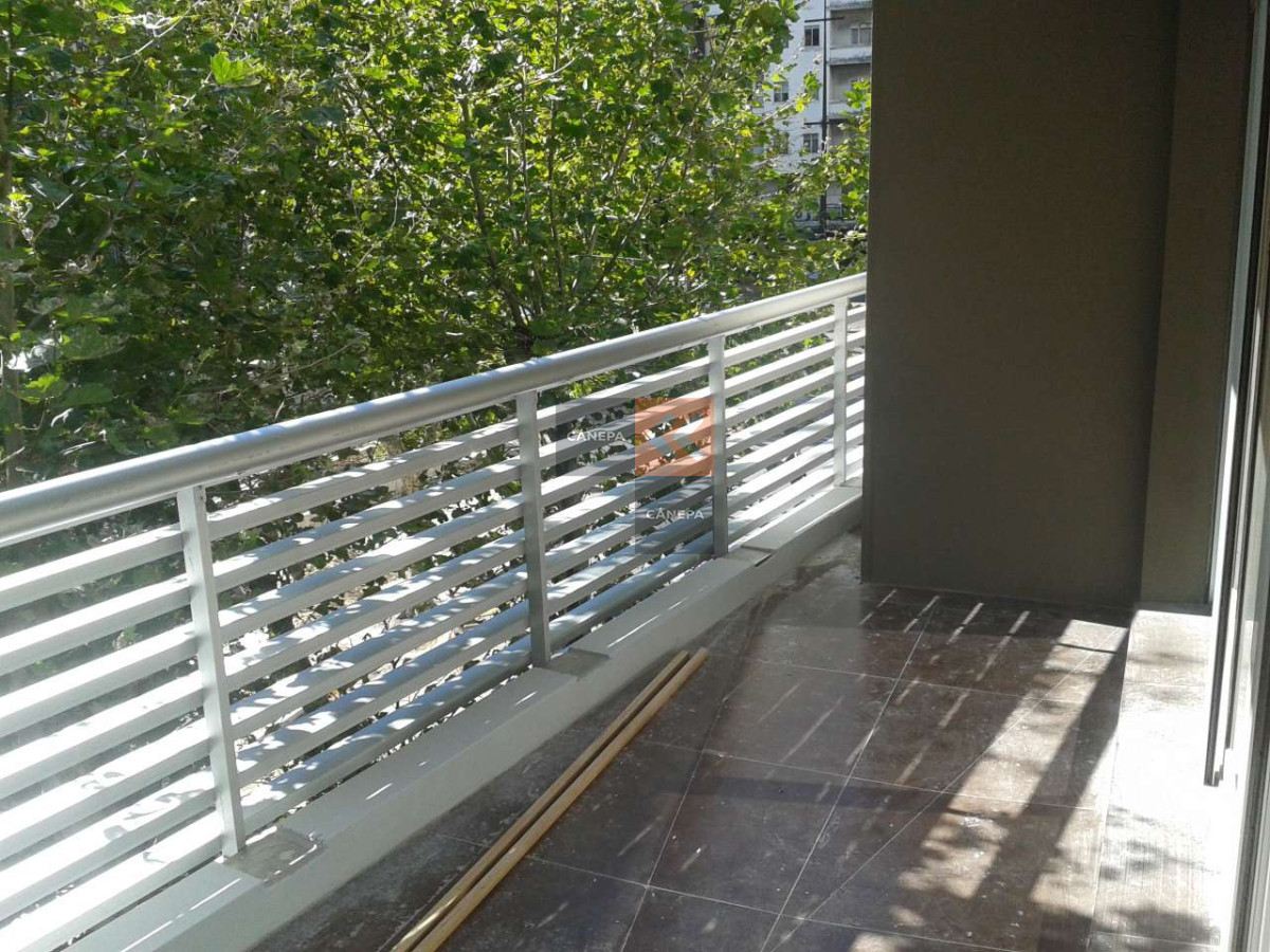 Centro Montevideo - GoPunta - Portal Inmobiliario de Punta del Este - Maldonado