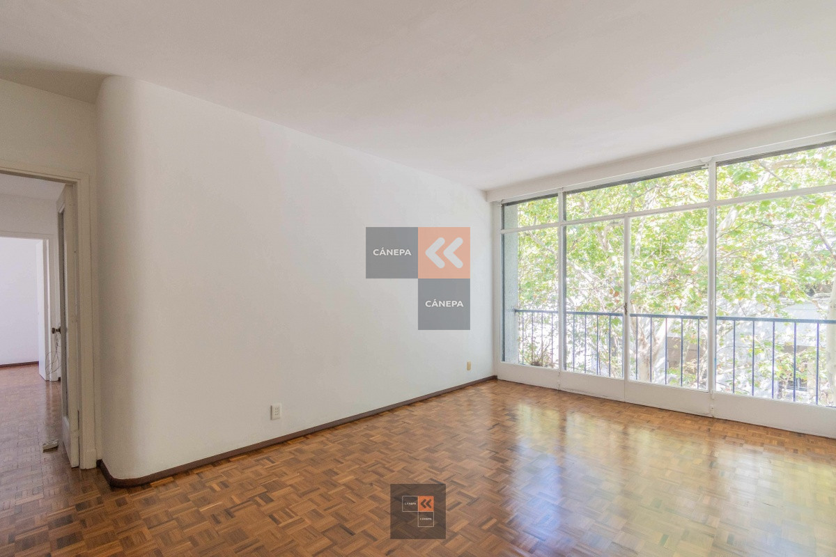 Centro Montevideo - GoPunta - Portal Inmobiliario de Punta del Este - Maldonado
