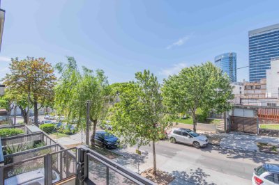 Venta con renta monoambiente en Buceo