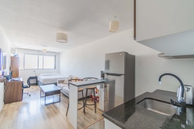 Venta y alquiler monoambiente en Punta Carretas 