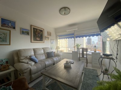 ¡Divino apartamento a la venta y en alquiler anual!