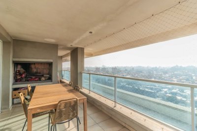 Venta apartamento de 3 dormitorios en Buceo con parrillero propio