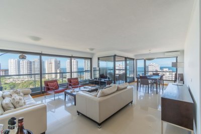 Increíble oportunidad apartamento de 3 dormitorios zona Brava