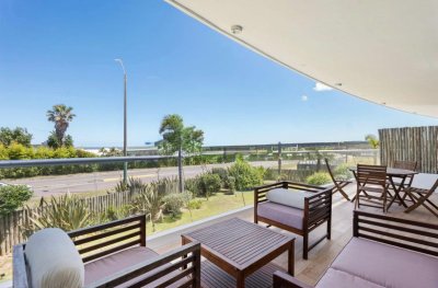 Apartamento en Manantiales primera linea