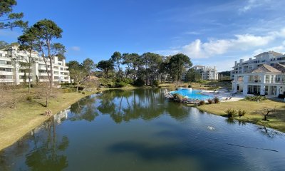 Apartamento alejado del ruido urbano, donde prima la tranquilidad, rodeado de naturaleza.