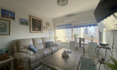 ¡Divino apartamento a la venta y en alquiler anual!