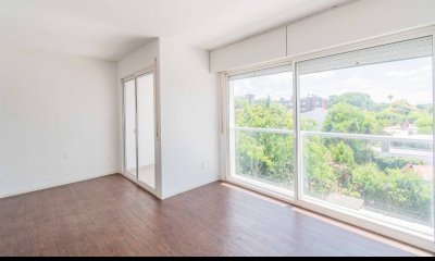 Apartamento de 2 dormitorios en  Malvin. Edificio Flats Parque Rivera