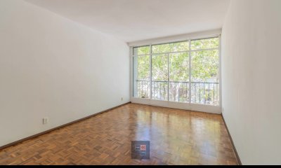 Apartamento a la venta de 3 dormitorios en el Centro