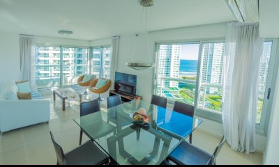 Apartamento de 2 dormitorios a una cuadra del mar
