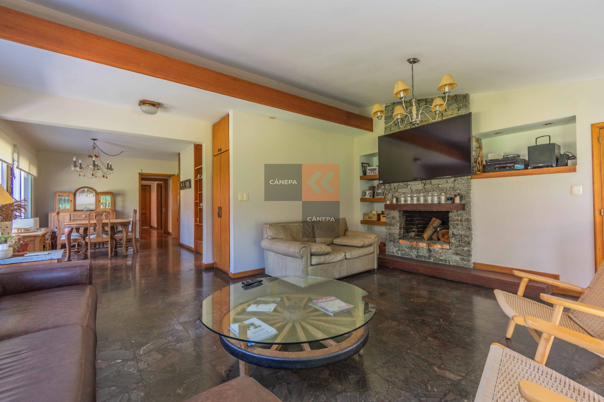 Carrasco - GoPunta - Portal Inmobiliario de Punta del Este - Maldonado