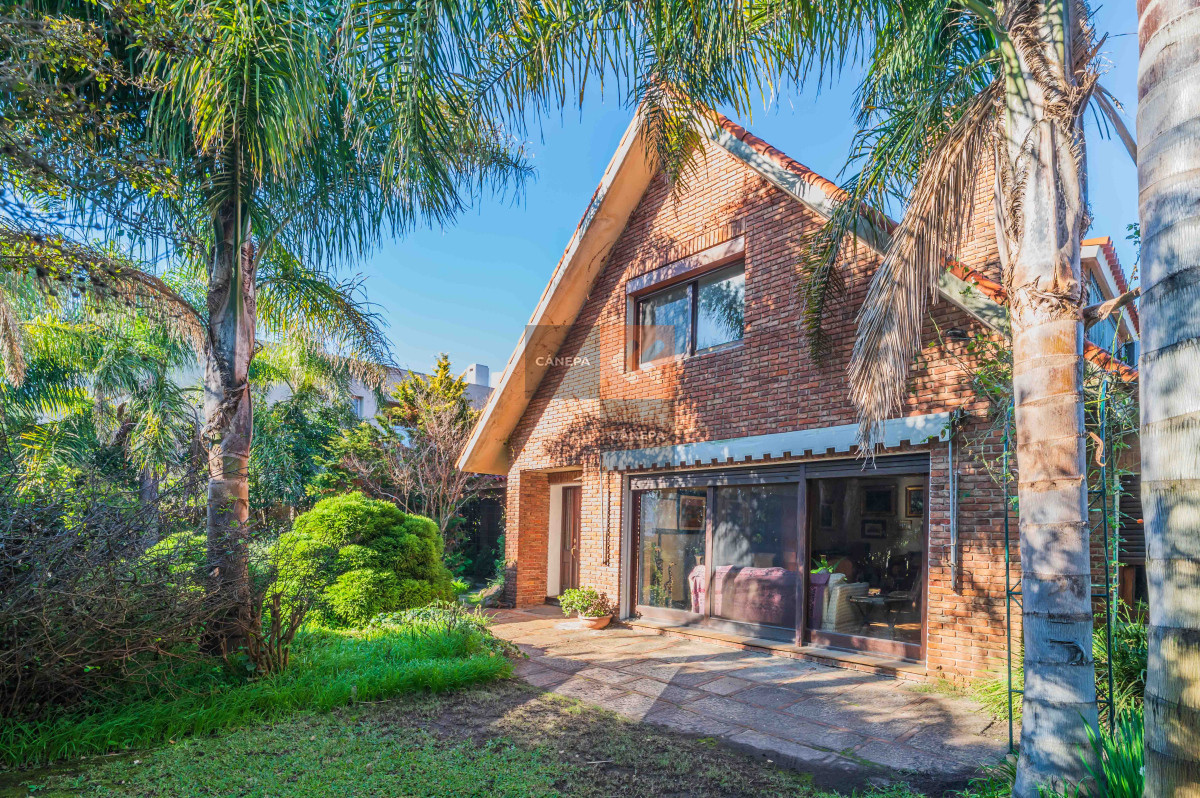 Carrasco - GoPunta - Portal Inmobiliario de Punta del Este - Maldonado