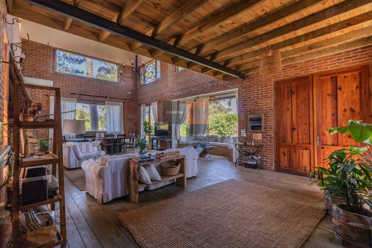 Marly - GoPunta - Portal Inmobiliario de Punta del Este - Maldonado