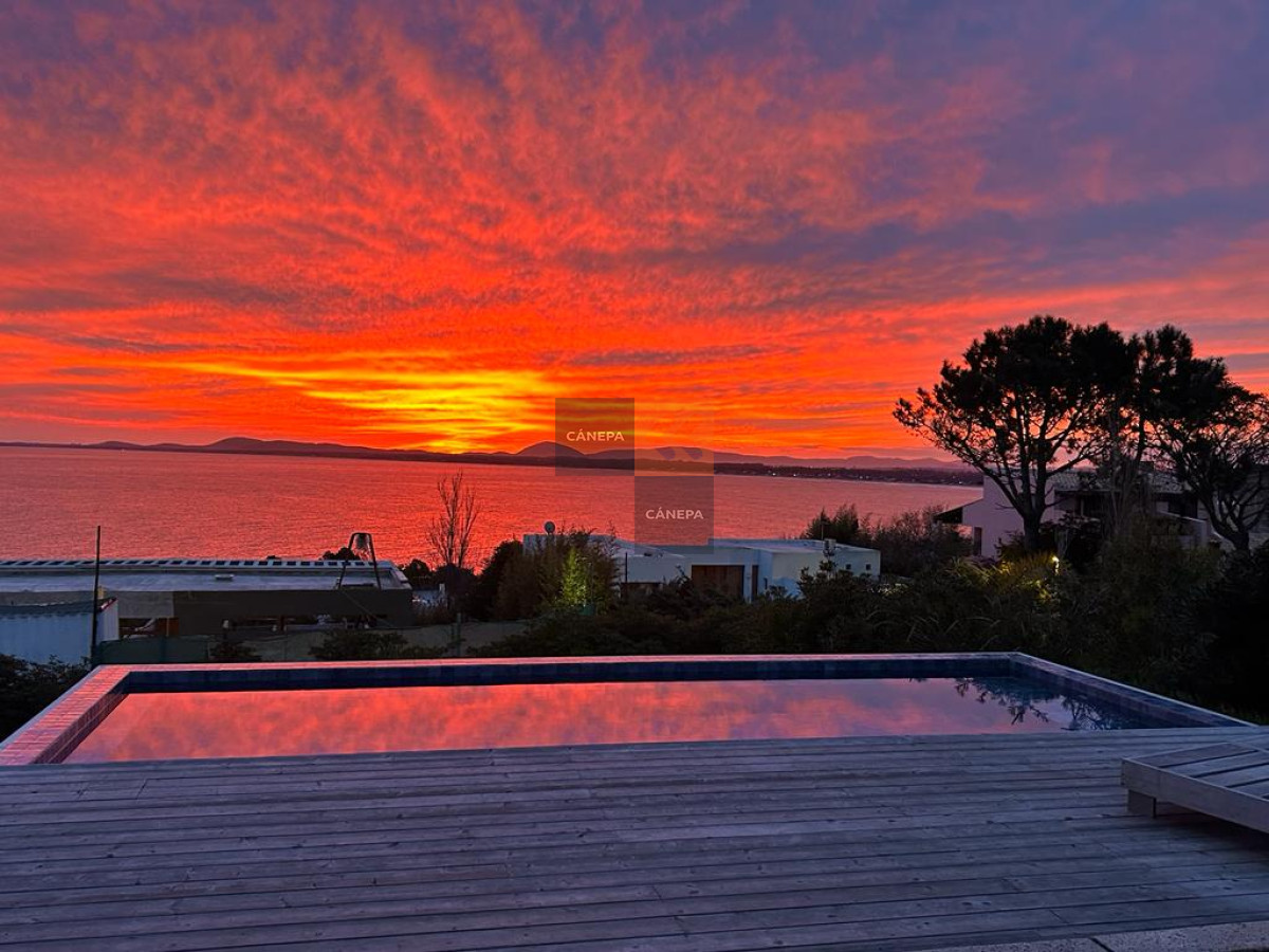 Lomo de la Ballena - GoPunta - Portal Inmobiliario de Punta del Este - Maldonado