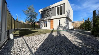 Oportunidad de casa en construcción a la venta en Barra de Carrasco