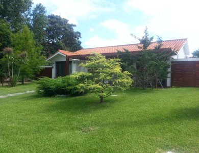 Casa a la venta en impecable estado en la mansa!