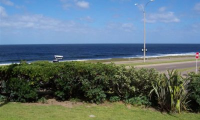 Espectacular ubicacion, en primera linea frente al mar con inmejorable vista.