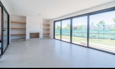 Venta casa de 3 dormitorios en barrio privado Miradores de la Tahona