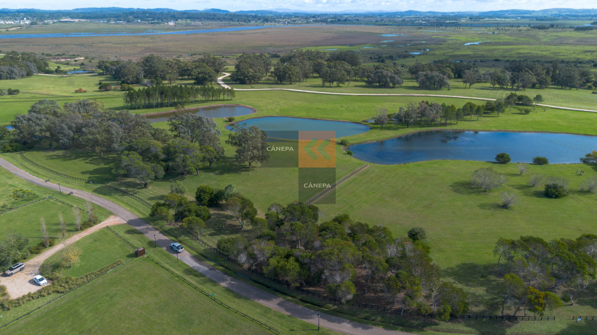 Lotes amplios en venta en Fasano Las Piedras