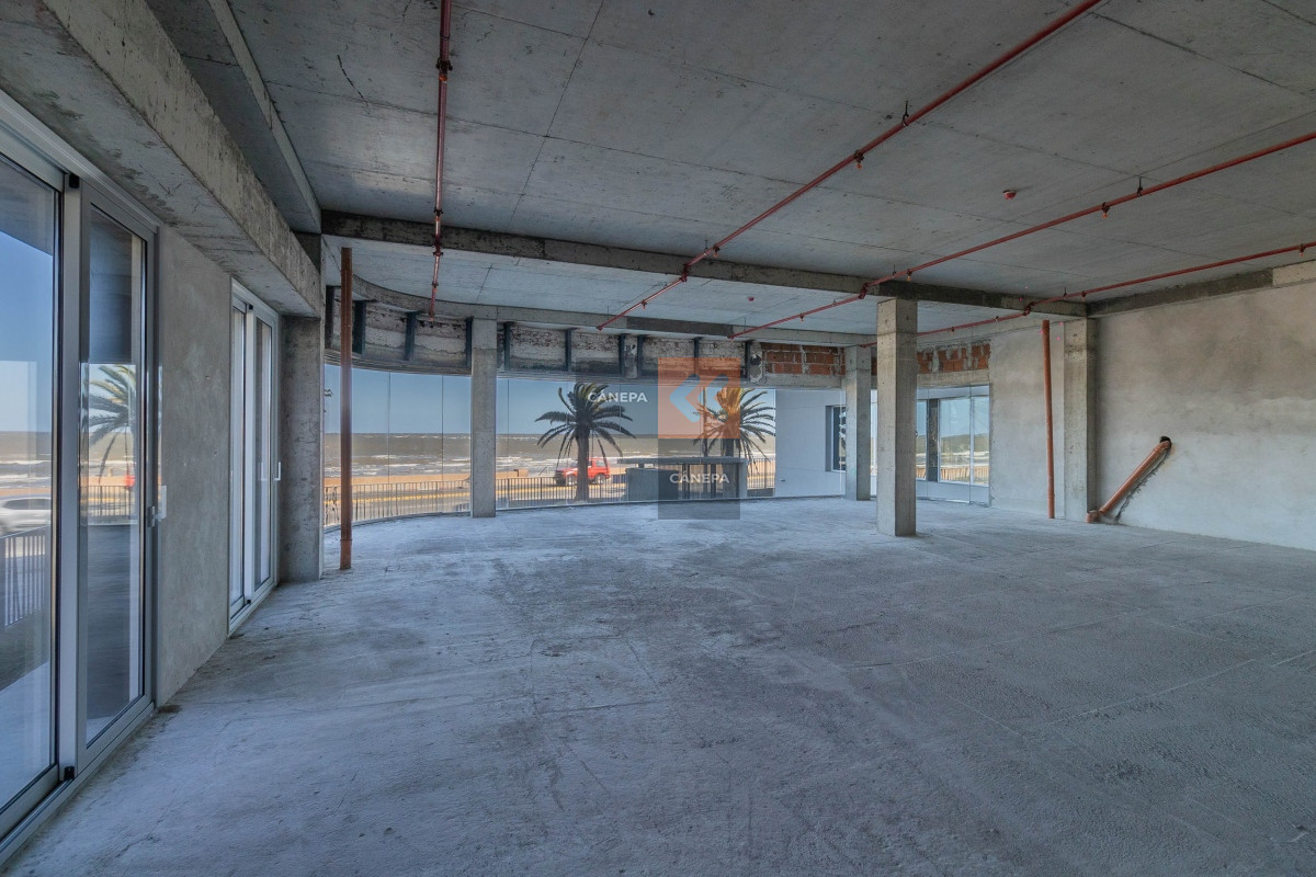 Oficina en venta sobre Rambla