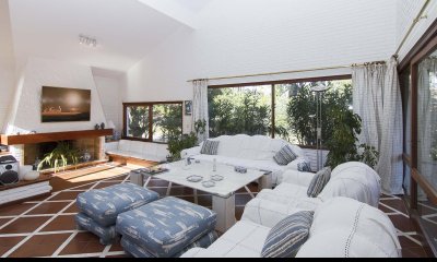 Casa en Punta del Este barrio Lugano - LHO1220881
