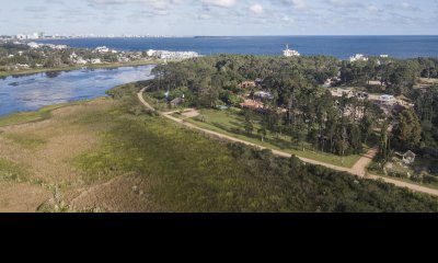 Casa en Venta en Laguna de Diario - LHO3696877