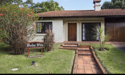 Casa en Venta Playa Mansa-LHO4117421