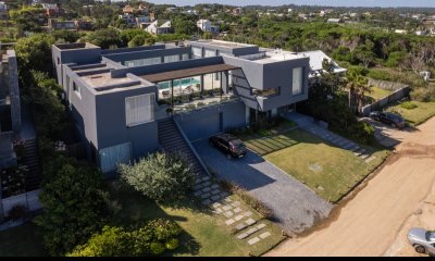 Espectacular Casa Gaia en Punta Piedras
