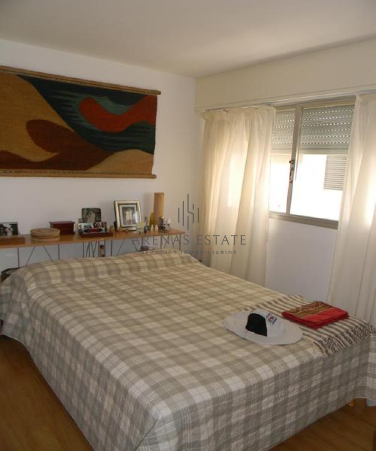 Apartamento ID.1131 - VENTA APTO C/VISTA PUERTO DE PUNTA DEL ESTE 