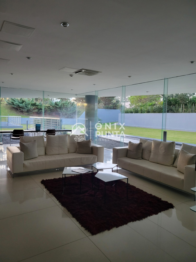 Apartamento ID.417 - Penthouse a pasos de Playa Brava