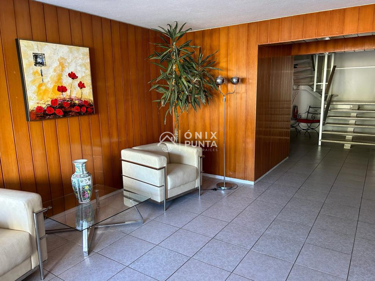 Apartamento ID.164 - APARTAMENTO DE 1 Y 12 DORMITORIO (DEFINIDO) A 2 CUADRAS DE PLAYA BRAVA USD 155.000 (NO FINANCIA)