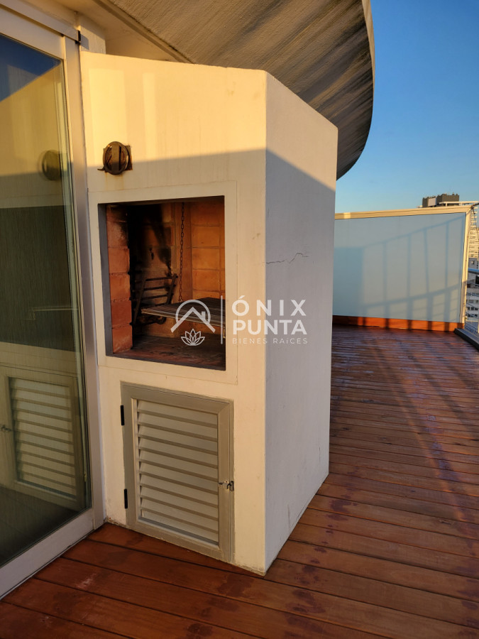 Apartamento ID.417 - Penthouse a pasos de Playa Brava