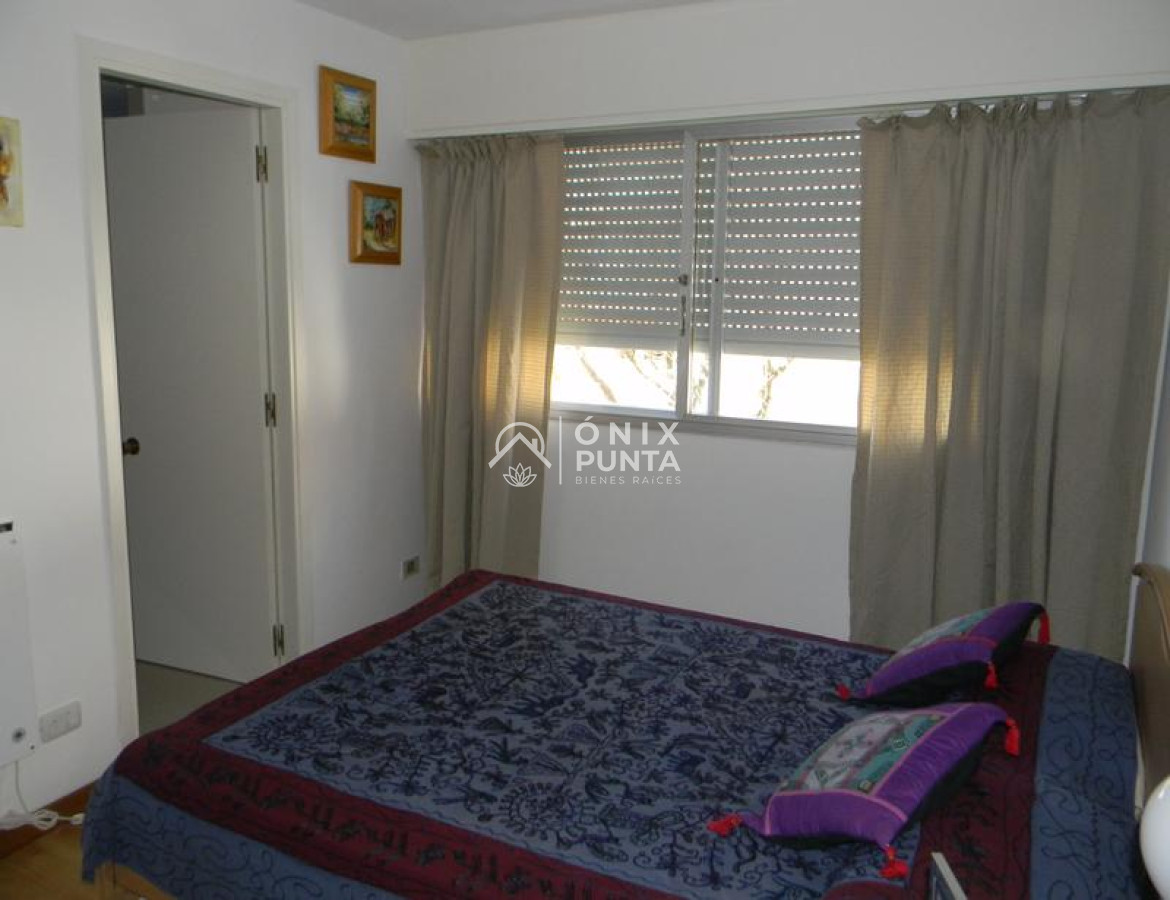 Apartamento ID.123 - VENTA APTO C/VISTA PUERTO DE PUNTA DEL ESTE 