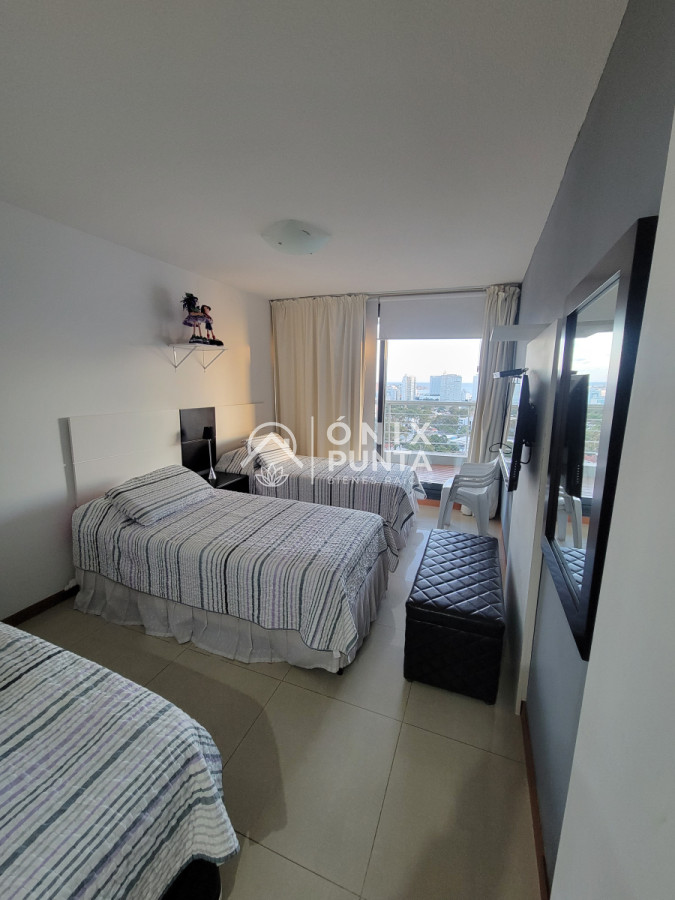 Apartamento ID.417 - Penthouse a pasos de Playa Brava