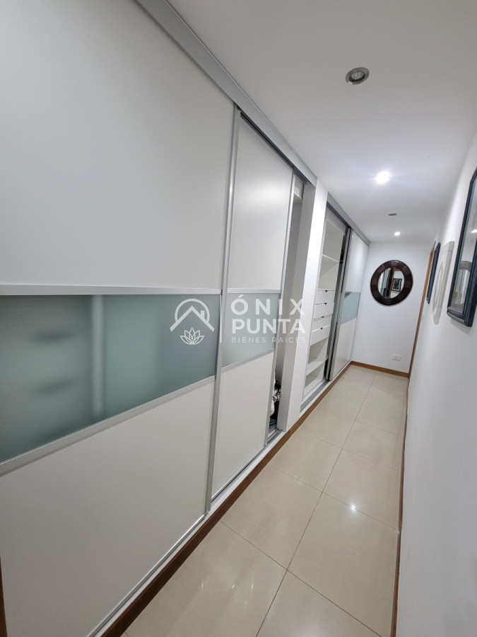 Apartamento ID.417 - Penthouse a pasos de Playa Brava
