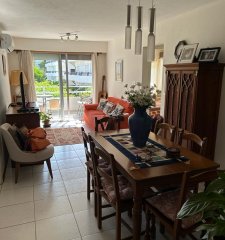 APARTAMENTO DE 1 Y 12 DORMITORIO (DEFINIDO) A 2 CUADRAS DE PLAYA BRAVA USD 155.000 (NO FINANCIA)
