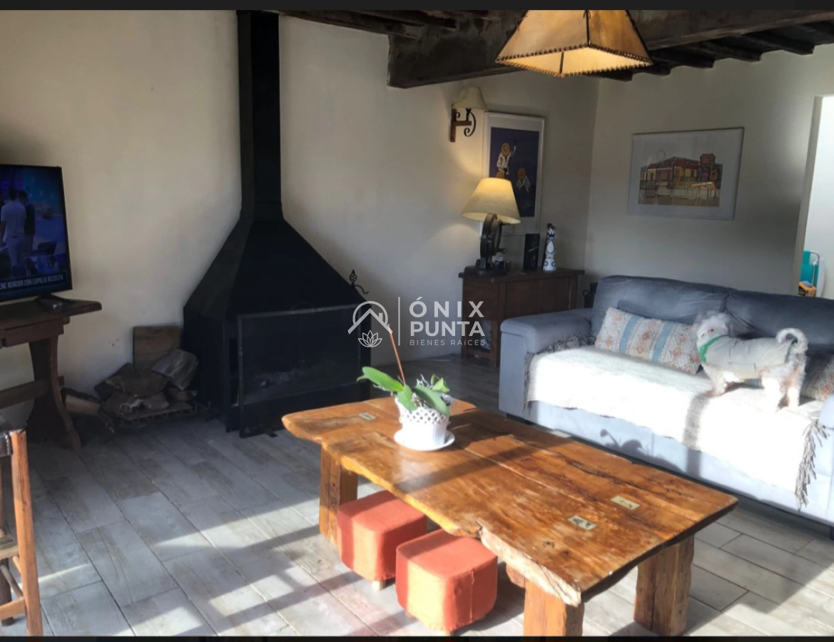 Casa ID.385 - Casa en Punta del Este, Jardines de Córdoba