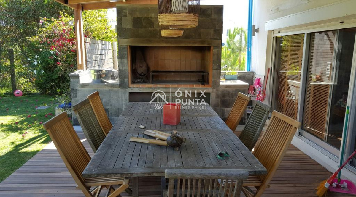 Casa ID.241 - Casa en Montoya con vista al mar 