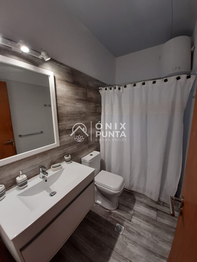 Casa ID.233 - Casa en Punta del Este, Pine Beach