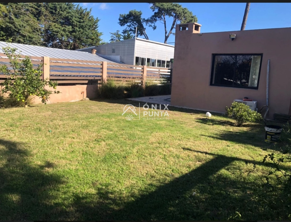 Casa ID.385 - Casa en Punta del Este, Jardines de Córdoba