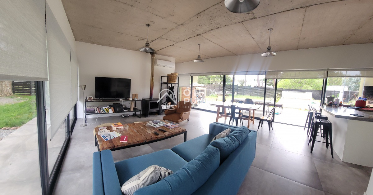 Casa ID.108 - Casa nueva en el hermoso barrio de Beverly Hills