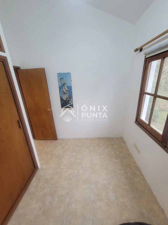 Casa ID.609 - Casa en Alquiler Anual, Jardines de Córdoba