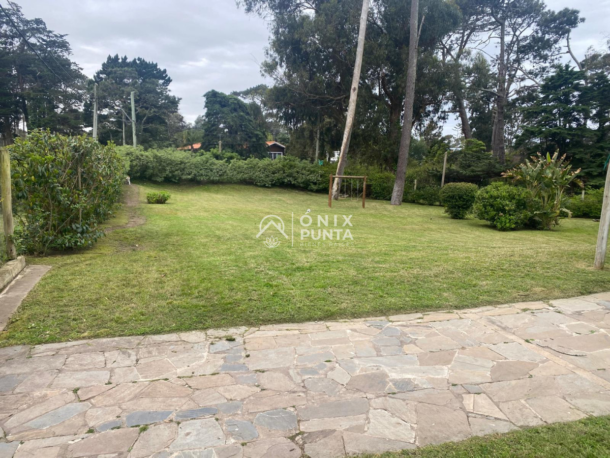 Casa ID.451 - Excepcional esquina en venta, San Rafael